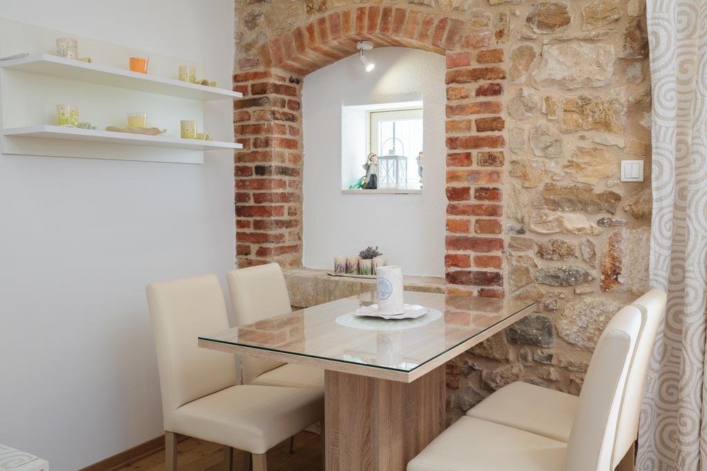 ספליט Cindro Apartment With Terrace מראה חיצוני תמונה